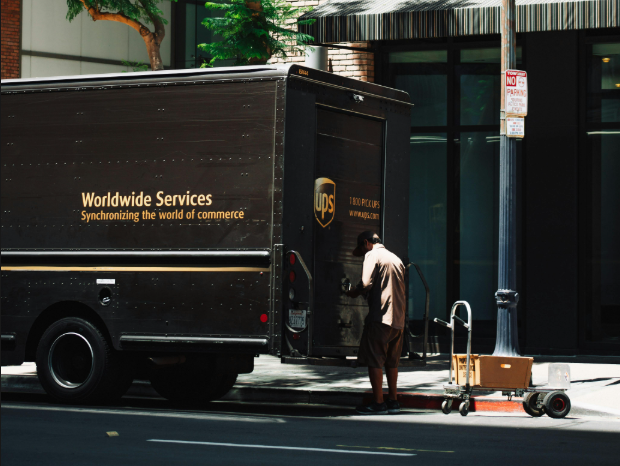 UPS从纽约到德克萨斯州的时效是多久？