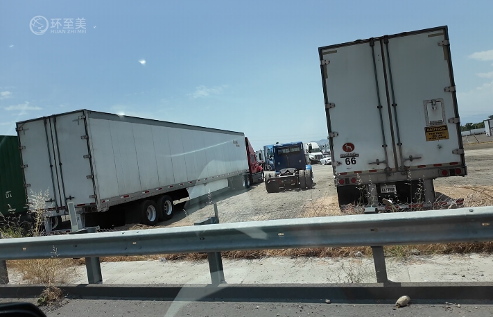 拼车（LTL）还是包车（FTL）？哪个更适合你的预算和时效？