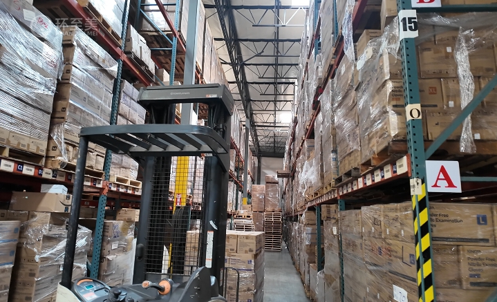 FBA的流量特权vs海外仓的灵活操控，你要哪个？