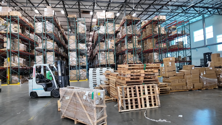 深度对比：Amazon FBA与第三方美国海外仓，谁才是你的最优解？