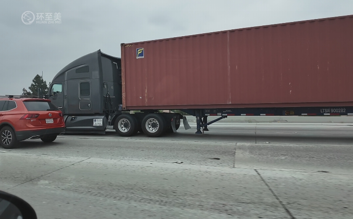 美国内陆大件运输：53尺货车能装下多大尺寸的货物？